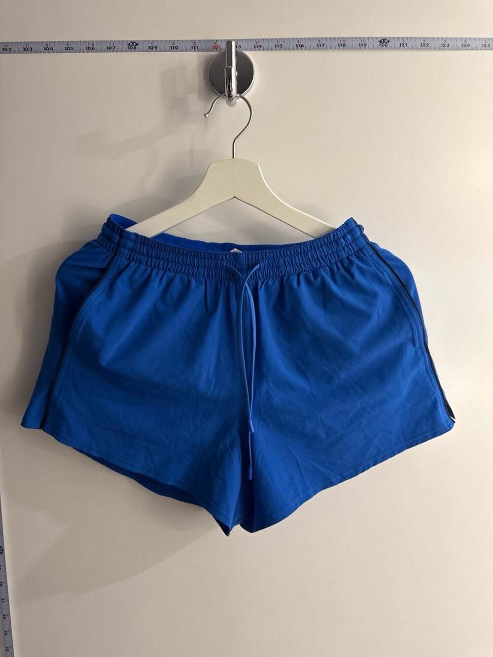 Lululemon Track That Mid-Rise Lined Short 3 Inch Size 4